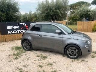 Fiat 500 500e Berlina 42 kWh Passion
