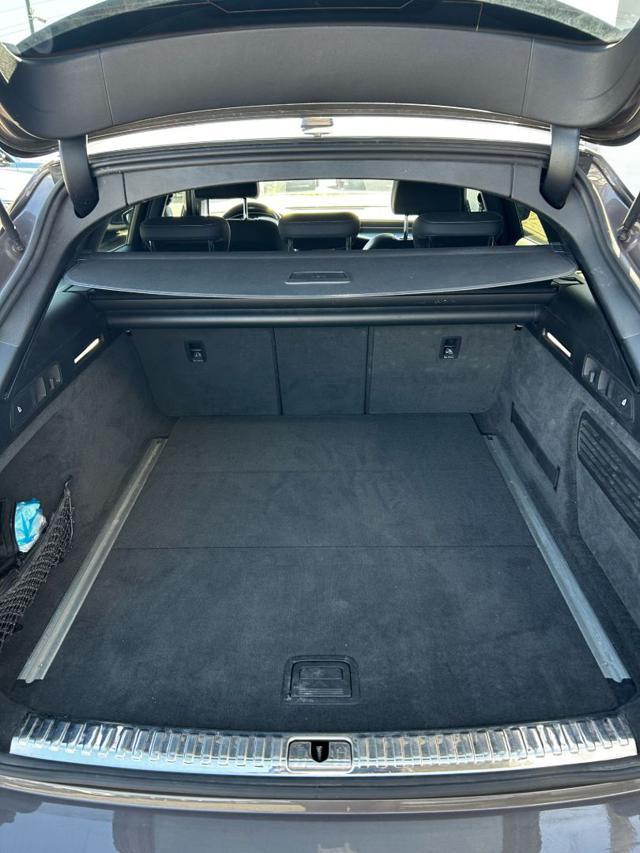 AUDI A6 Avant 40 2.0 TDI S tronic Business Sport