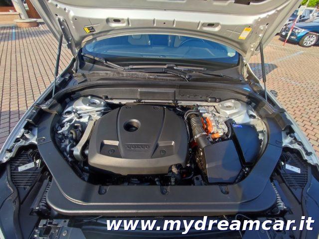 VOLVO XC60 T6 Recharge Plug-in Hybrid AWD Inscription