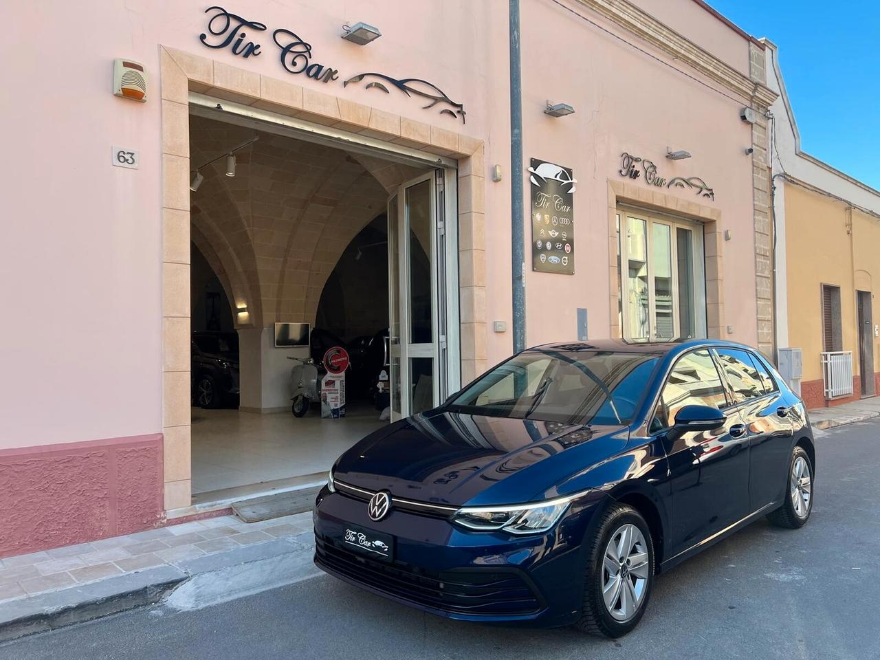 VOLKSWAGEN GOLF VIII 2.0 TDI 150CV DSG NAVI CAM LED AMBIENT ANNO 2021