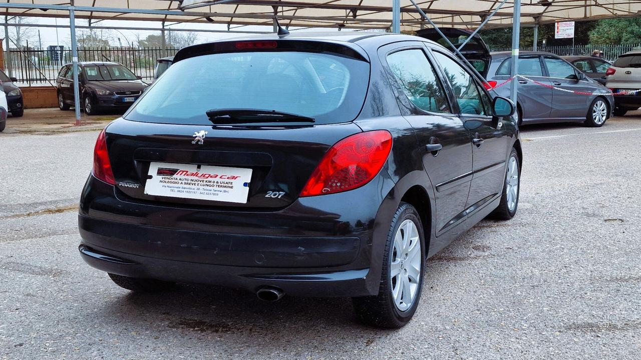 Peugeot 207 1.6 HDi 90CV 5p. XS