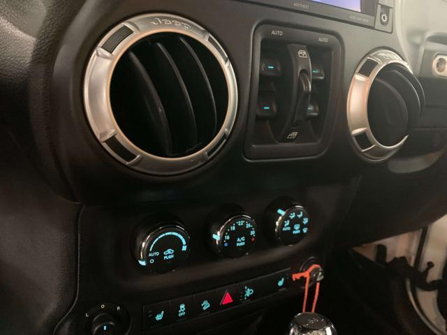 Jeep Wrangler Wrangler Unlimited 2.8 crd Sahara auto