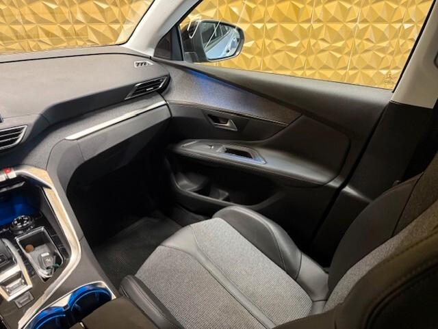 Peugeot 3008 BlueHDi 130 S&S Allure