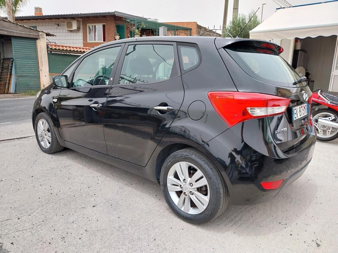 HYUNDAI IX20 1.4 DIESEL 90 CAVALLI COMFORT 2011