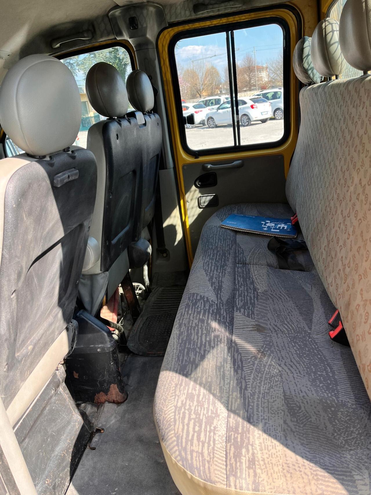 Renault master doppia gabina 7 posti Cassonato