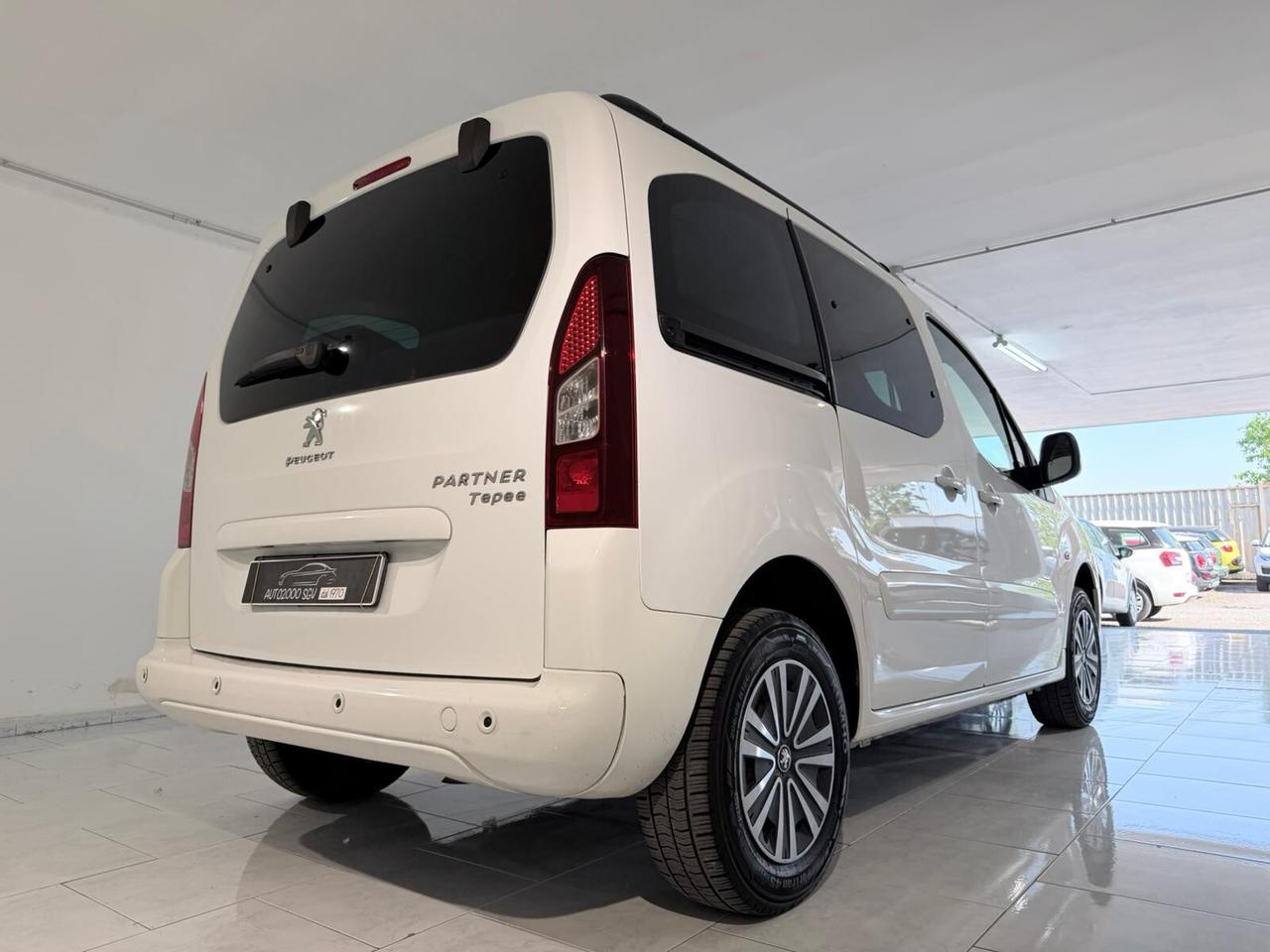 PEUGEOT Partner 2016 1.6HDI 120CV 5POSTI