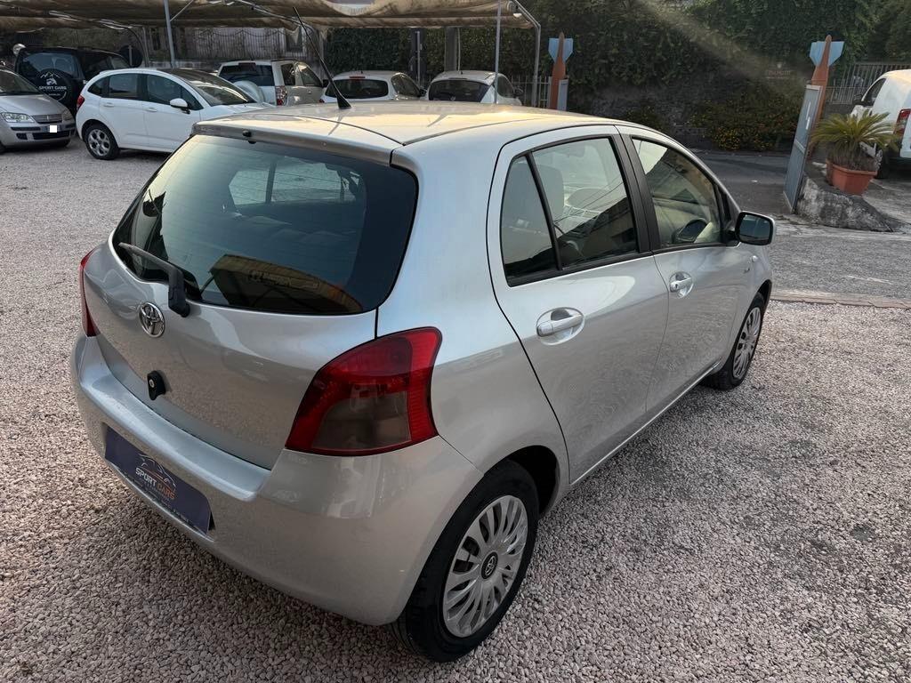 Toyota Yaris 1.4 D-4D 5 porte Sol