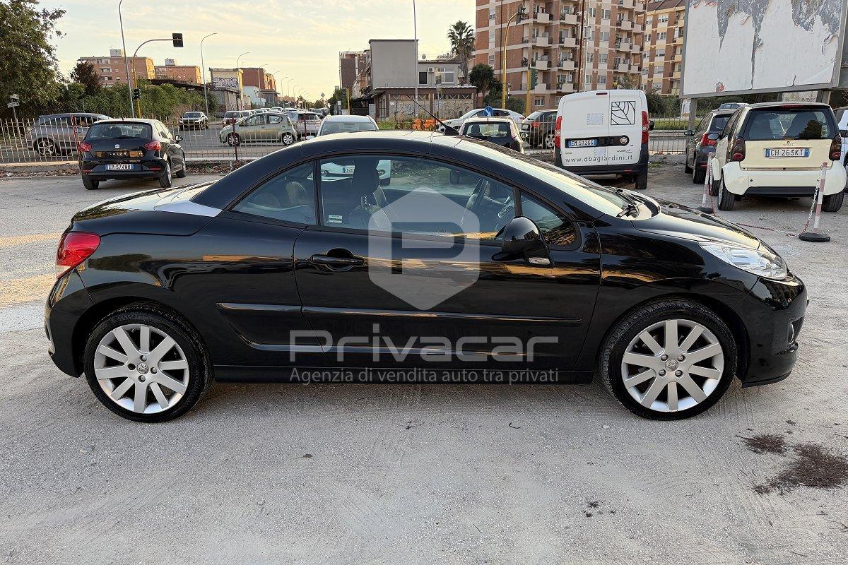 PEUGEOT 207 1.6 HDi 110CV CC Féline