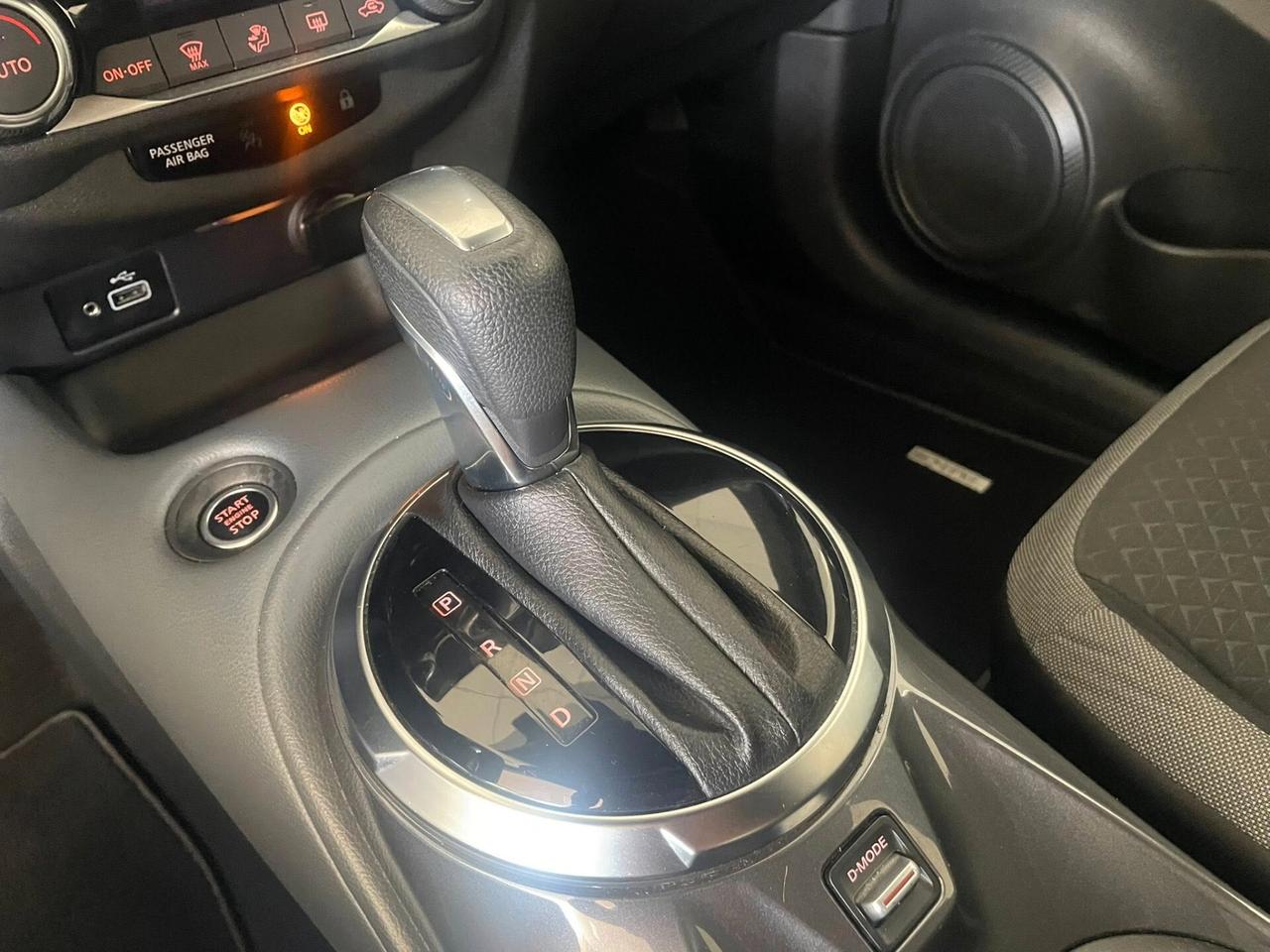 Nissan Juke 1.0 DIG-T 114 CV N-Connecta