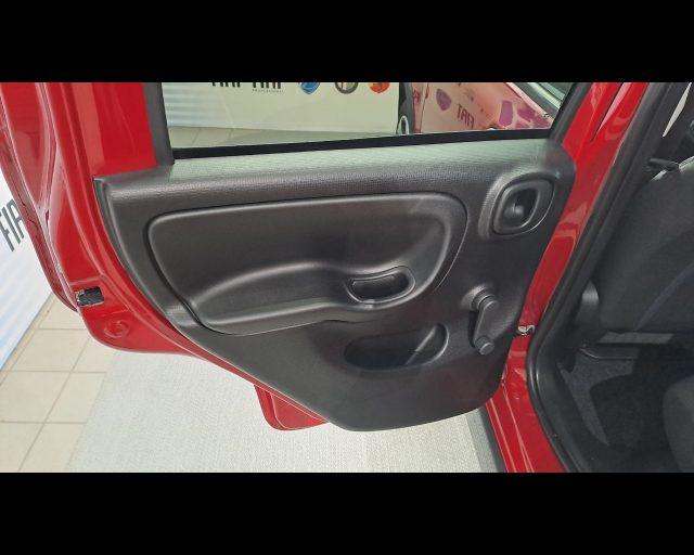 FIAT New Panda 1.0 firefly hybrid Cross s&s 70cv 5p.ti