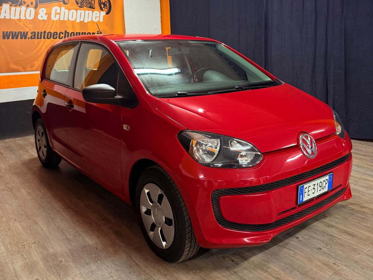 STUPENDA VOLKSWAGEN UP ADATTA A NEOPATENTATI UNICO PROPRIETARIO