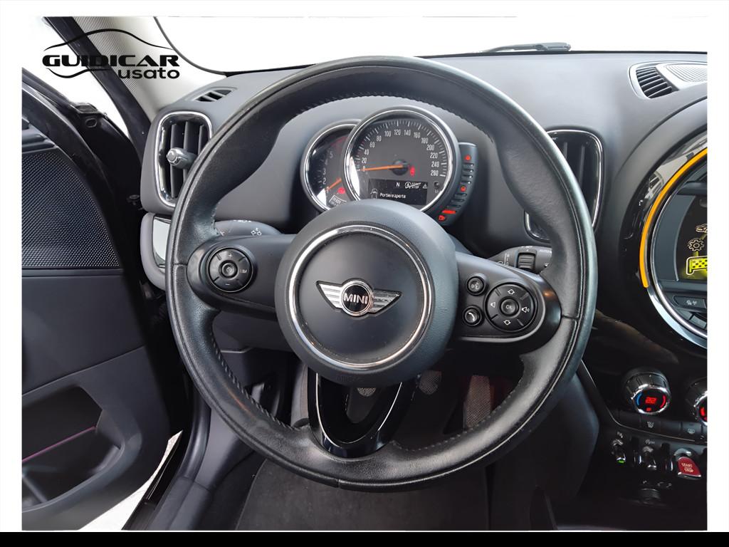 MINI Mini Countryman F60 2017 - Mini Countryman 2.0 Cooper D Boos