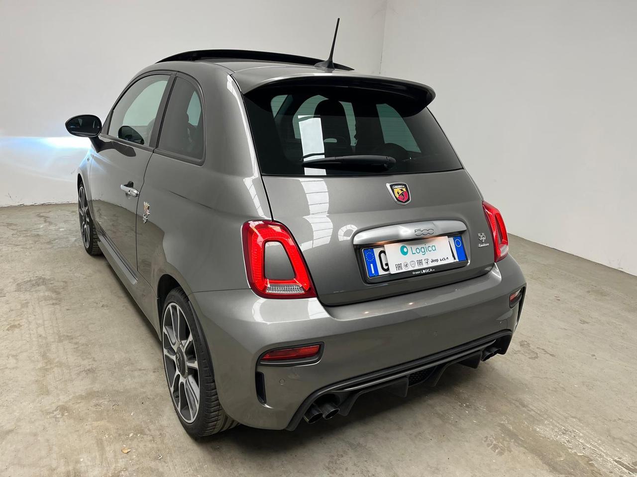 Abarth 595 2016 - 595 1.4 t-jet Turismo 165cv my19