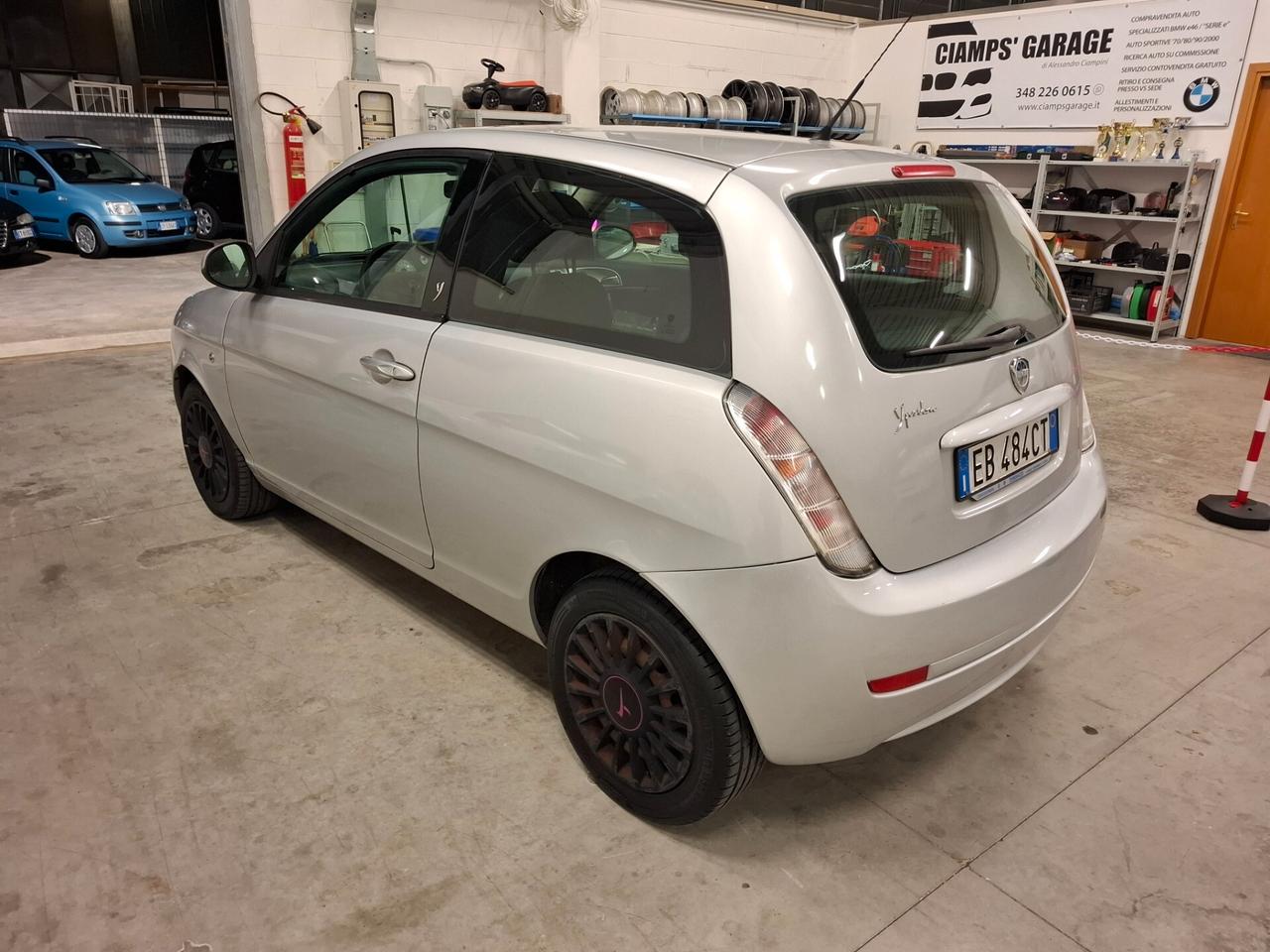 Lancia Ypsilon 1.2 Versus