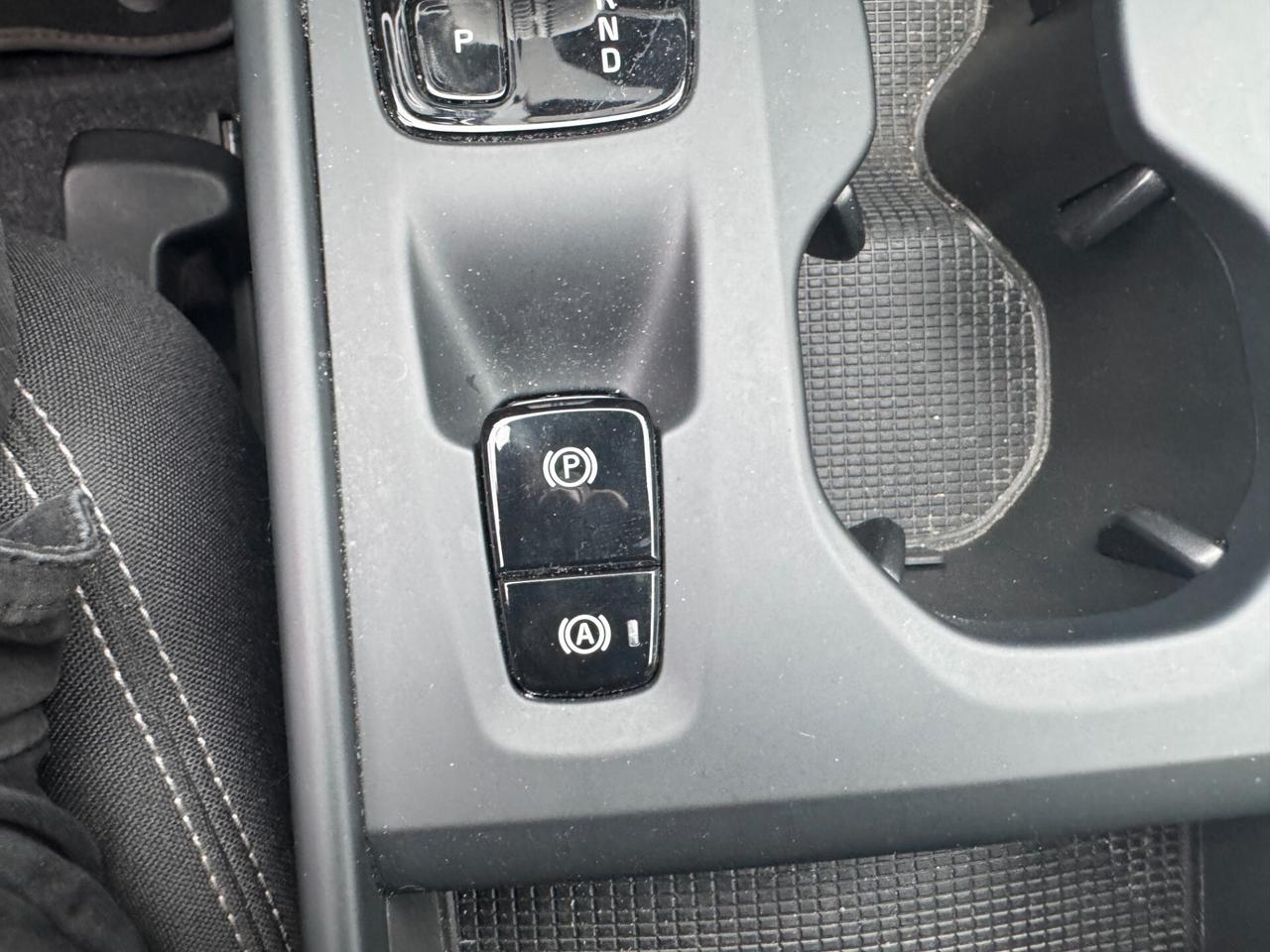 Volvo XC40 T5 Recharge Plug-in Hybrid Inscription