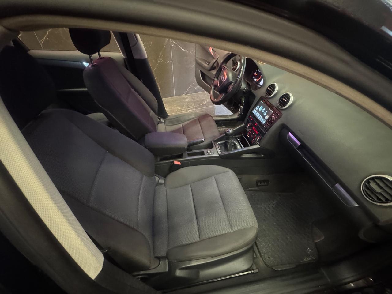 Audi A3 SPB 1.6 TDI 105 CV CR Ambition