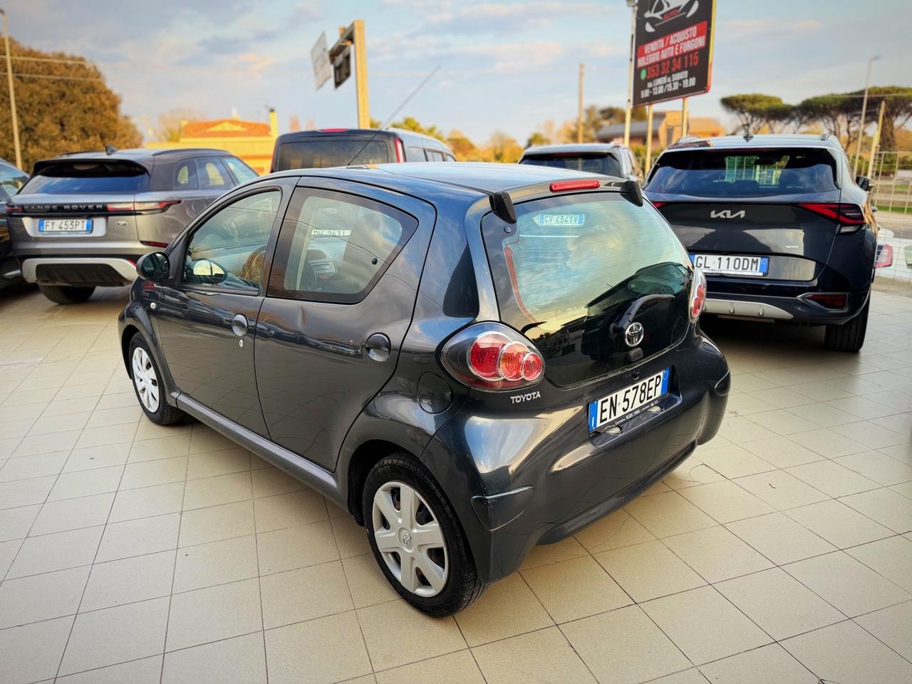 Toyota Aygo 1.0 12V VVT-i 5 porte Active Connect