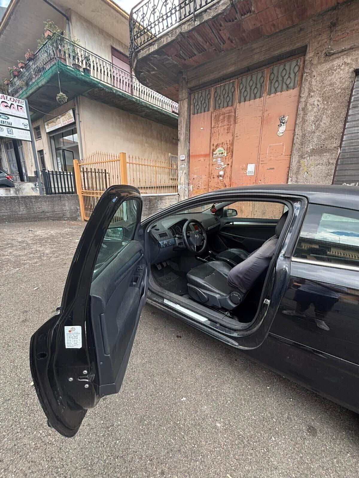 Opel Astra GTC 1.7 CDTI 125CV 3 porte Enjoy