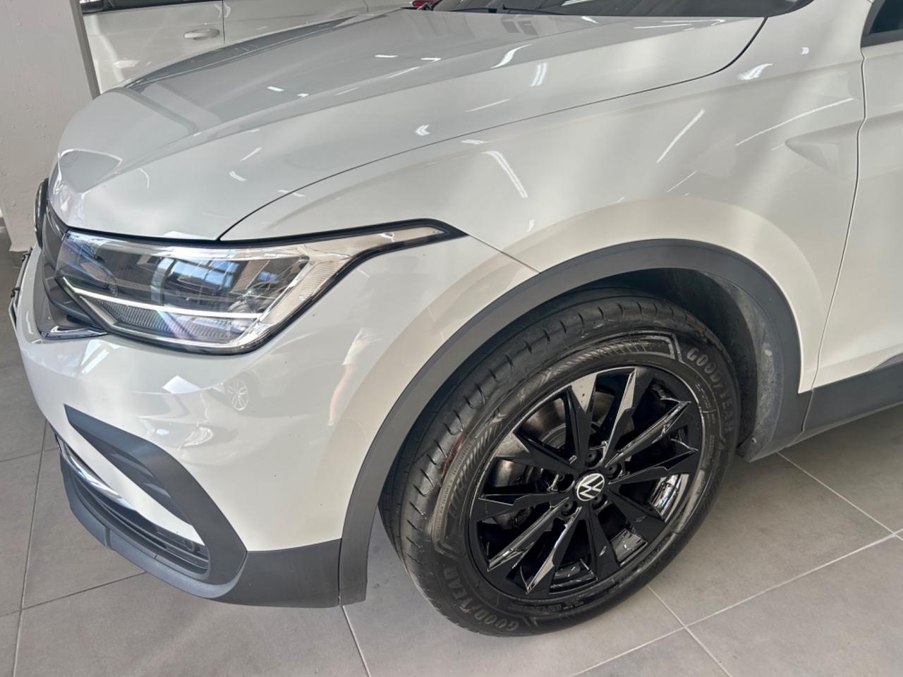 Volkswagen Tiguan 2.0 TDI 150 SCR DSG FINANZIABILE