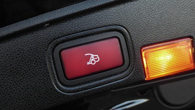 MERCEDES-BENZ C 220 d Auto Cabrio AMG