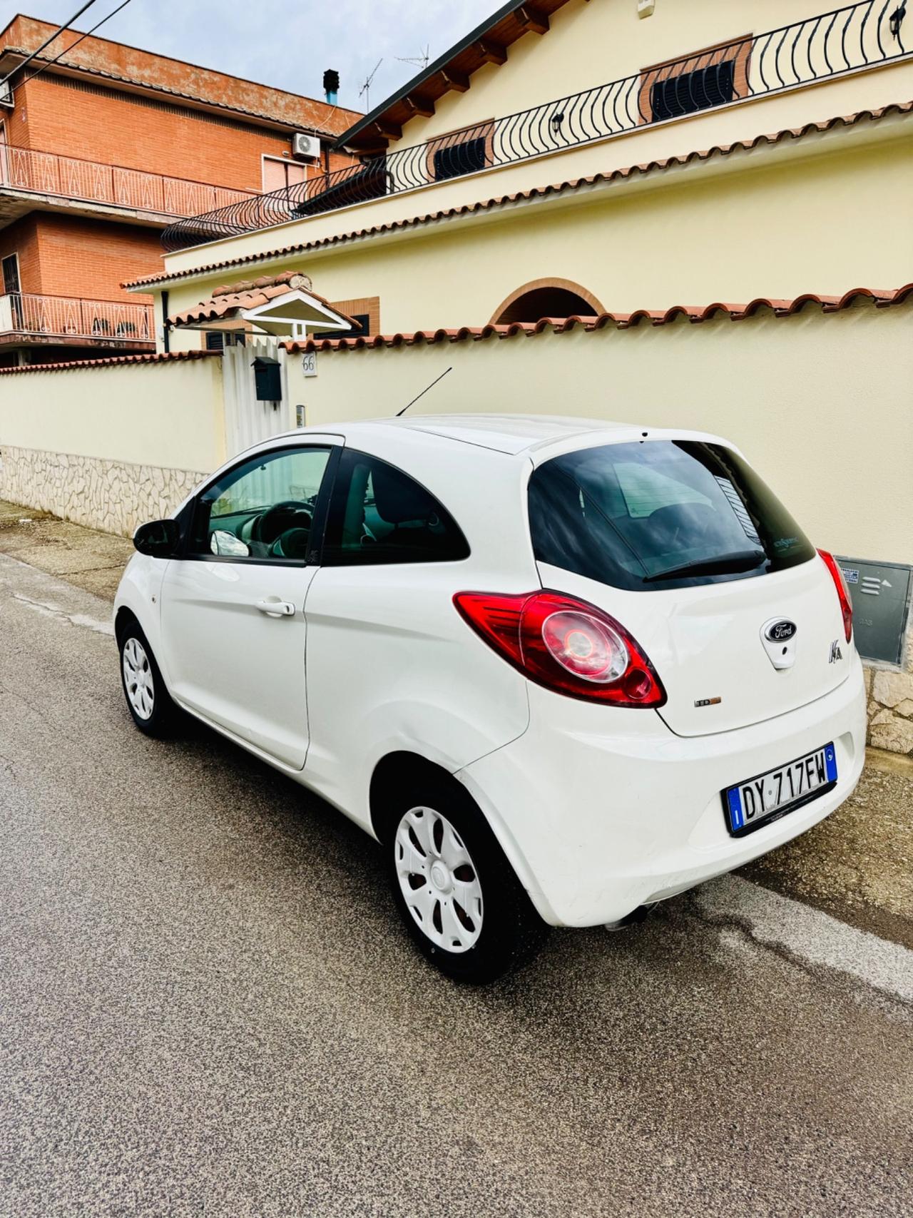 Ford Ka 1.3 TDCi 75CV Titanium