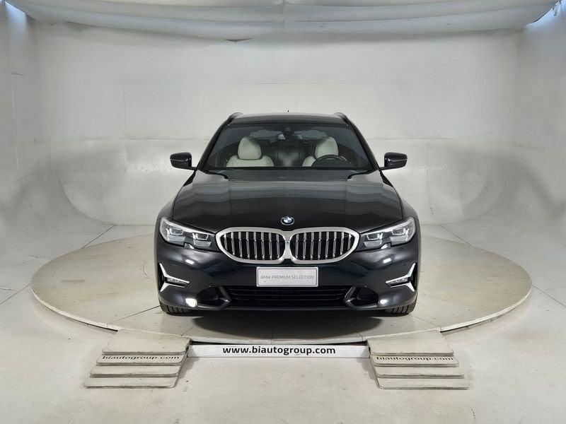 BMW Serie 3 G21 2019 Touring Diese 320d Touring mhev 48V Luxury auto