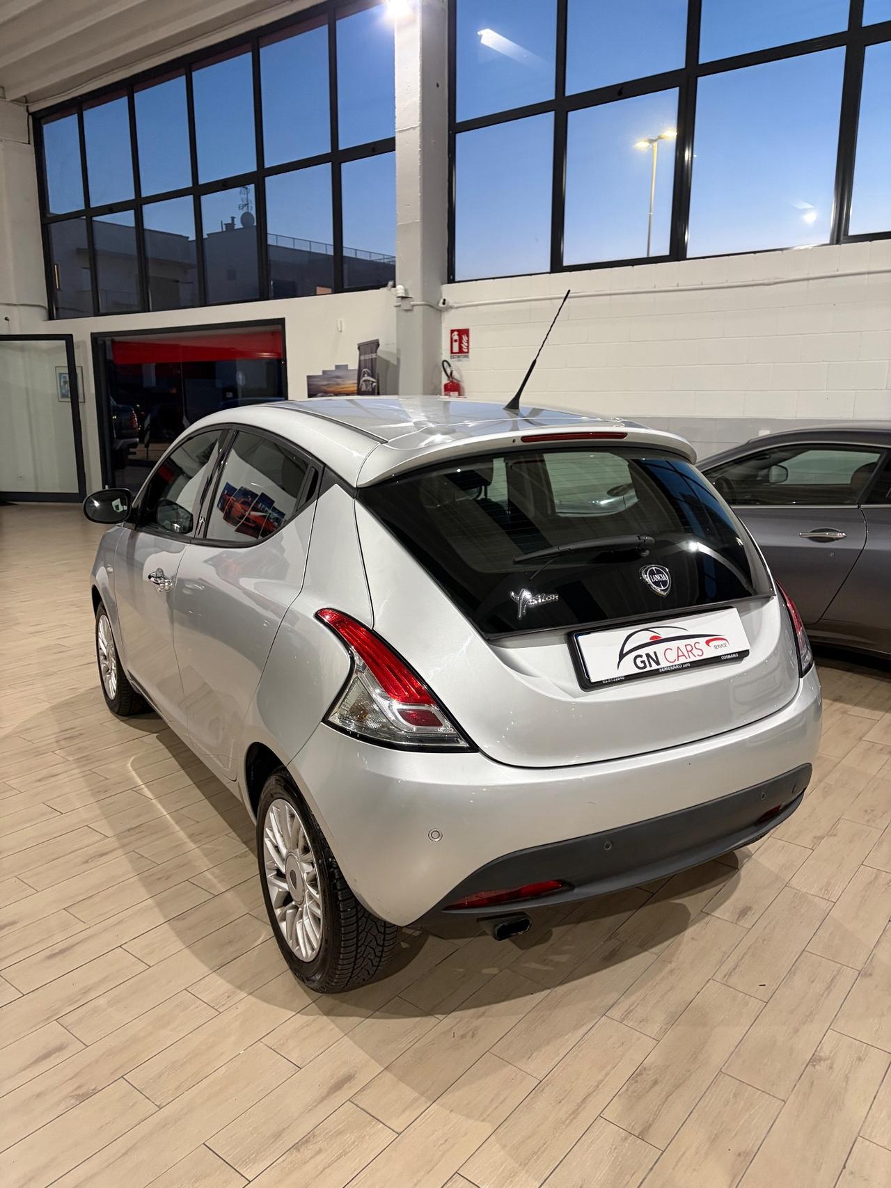 Lancia Ypsilon 0.9 TwinAir 85 CV