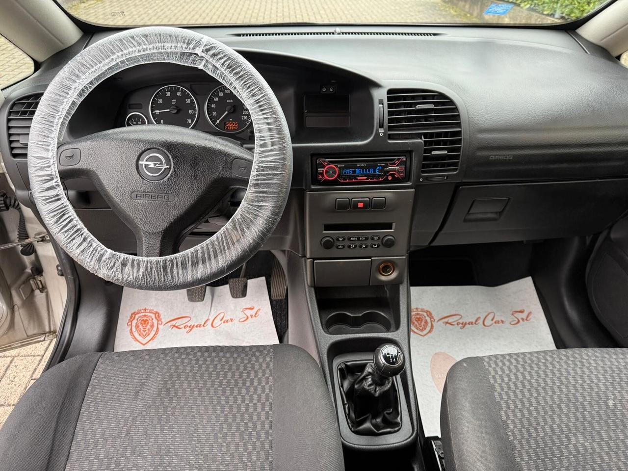 Opel Zafira Elegance 7 POSTI