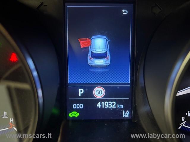 TOYOTA C-HR 1.8 Hybrid E-CVT Business