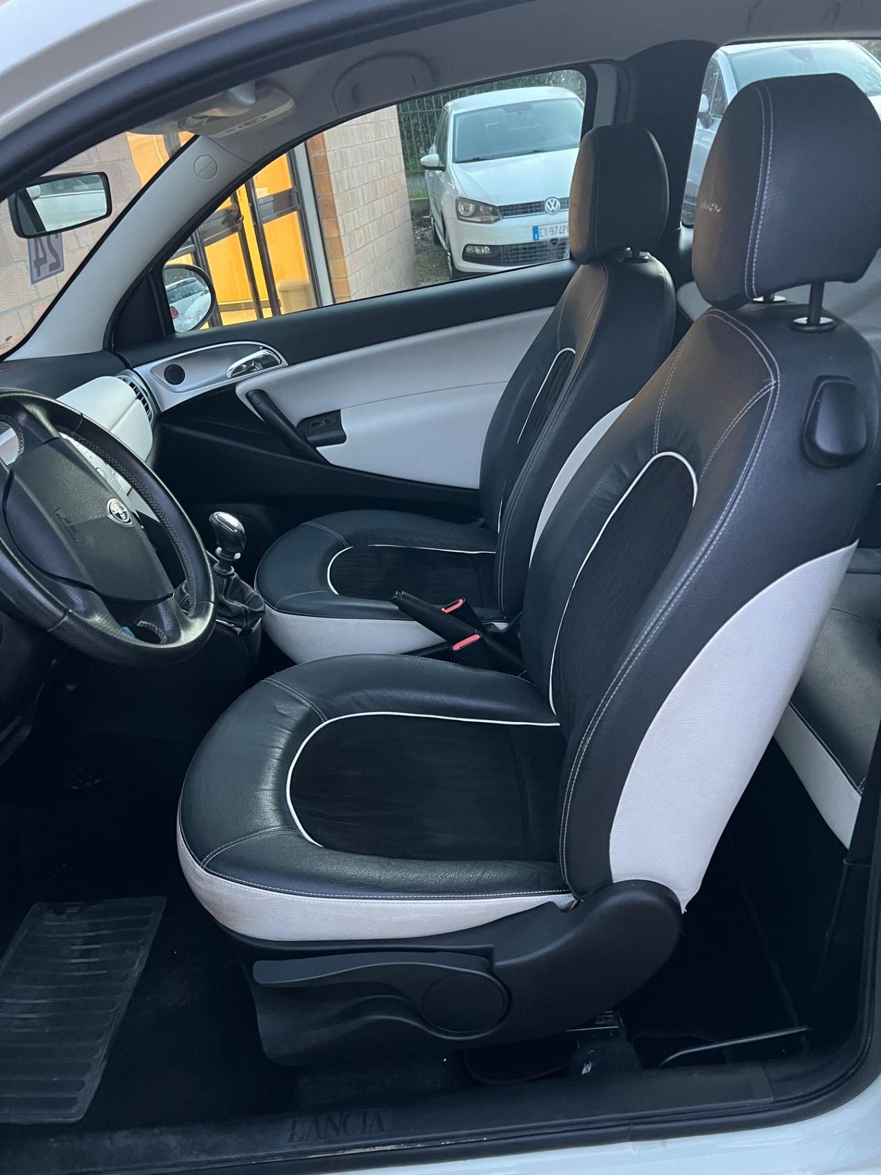 Lancia Ypsilon 1.2 69 CV Elle