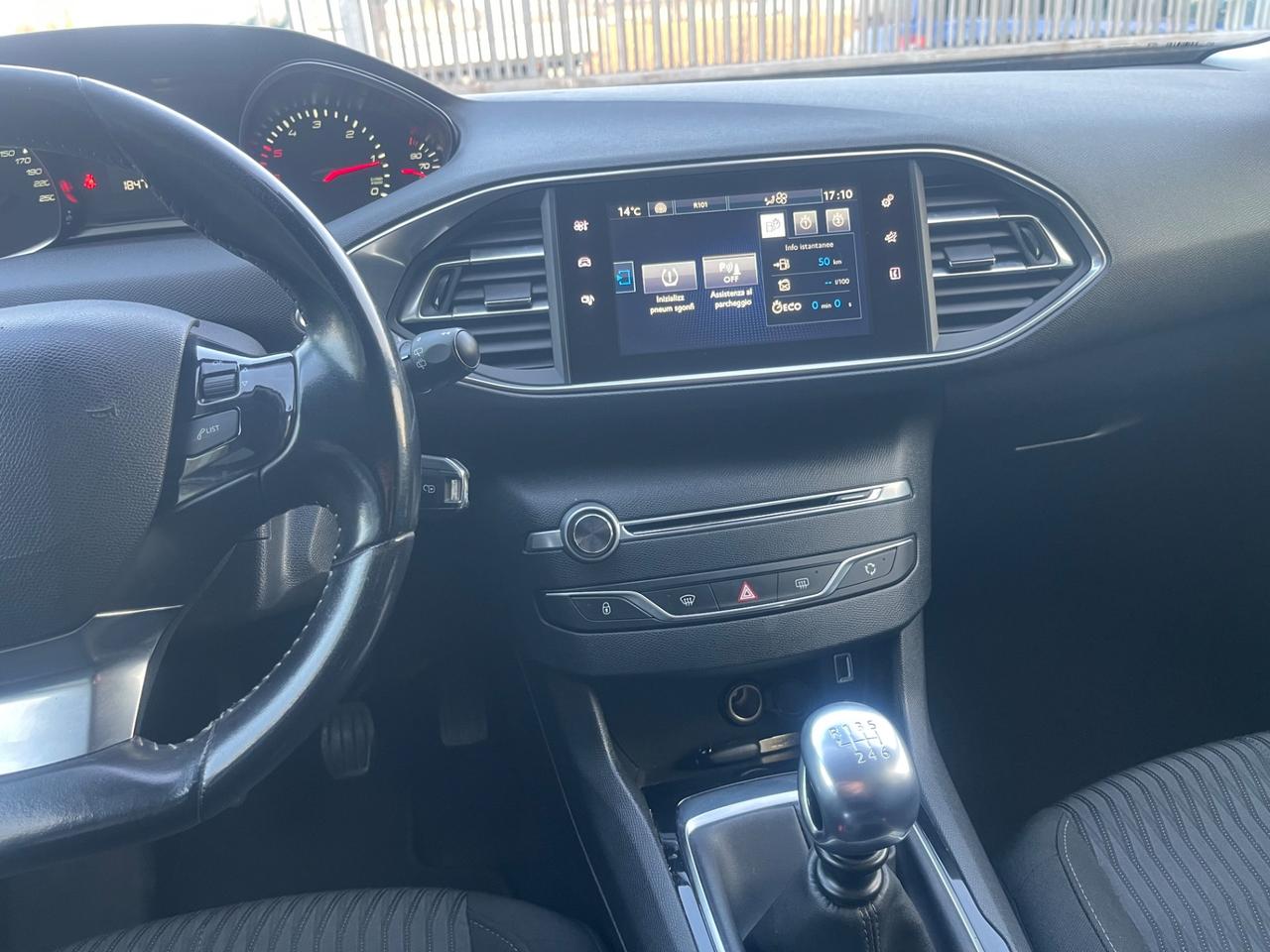 Peugeot 308 BlueHDi 120 SW Allure