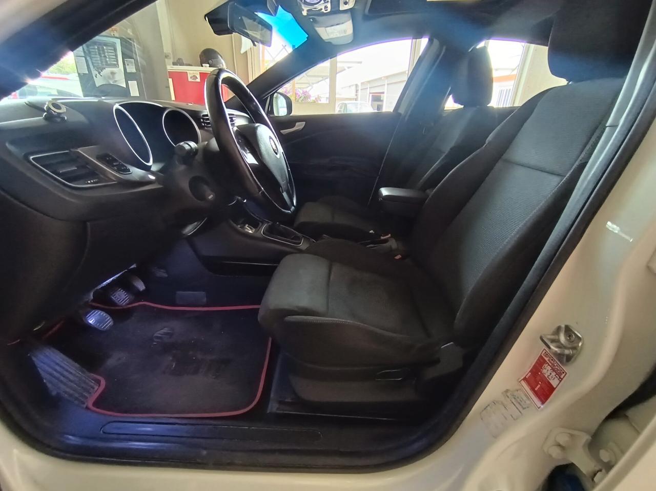Alfa Romeo Giulietta 2.0 JTDm-2 140 CV Exclusive