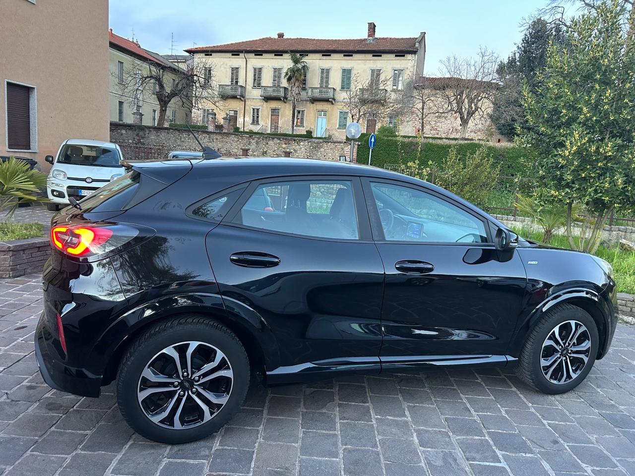 Ford Puma Hybrid 125 CV ST-Line aut. - no vincoli finanziari