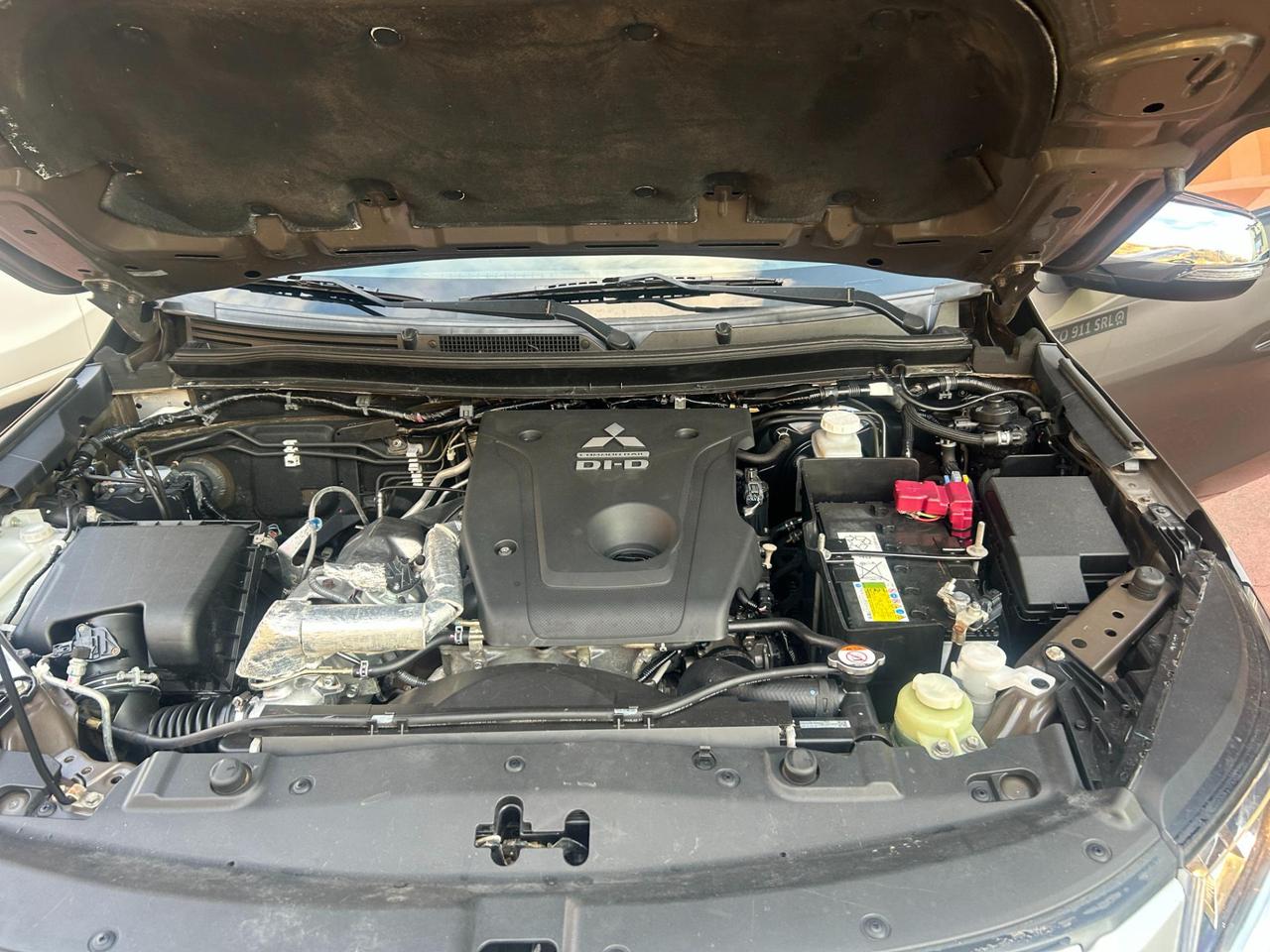 Mitsubishi L200 Double Cab L200 d.cab 2.3d Intense 4wd 150cv