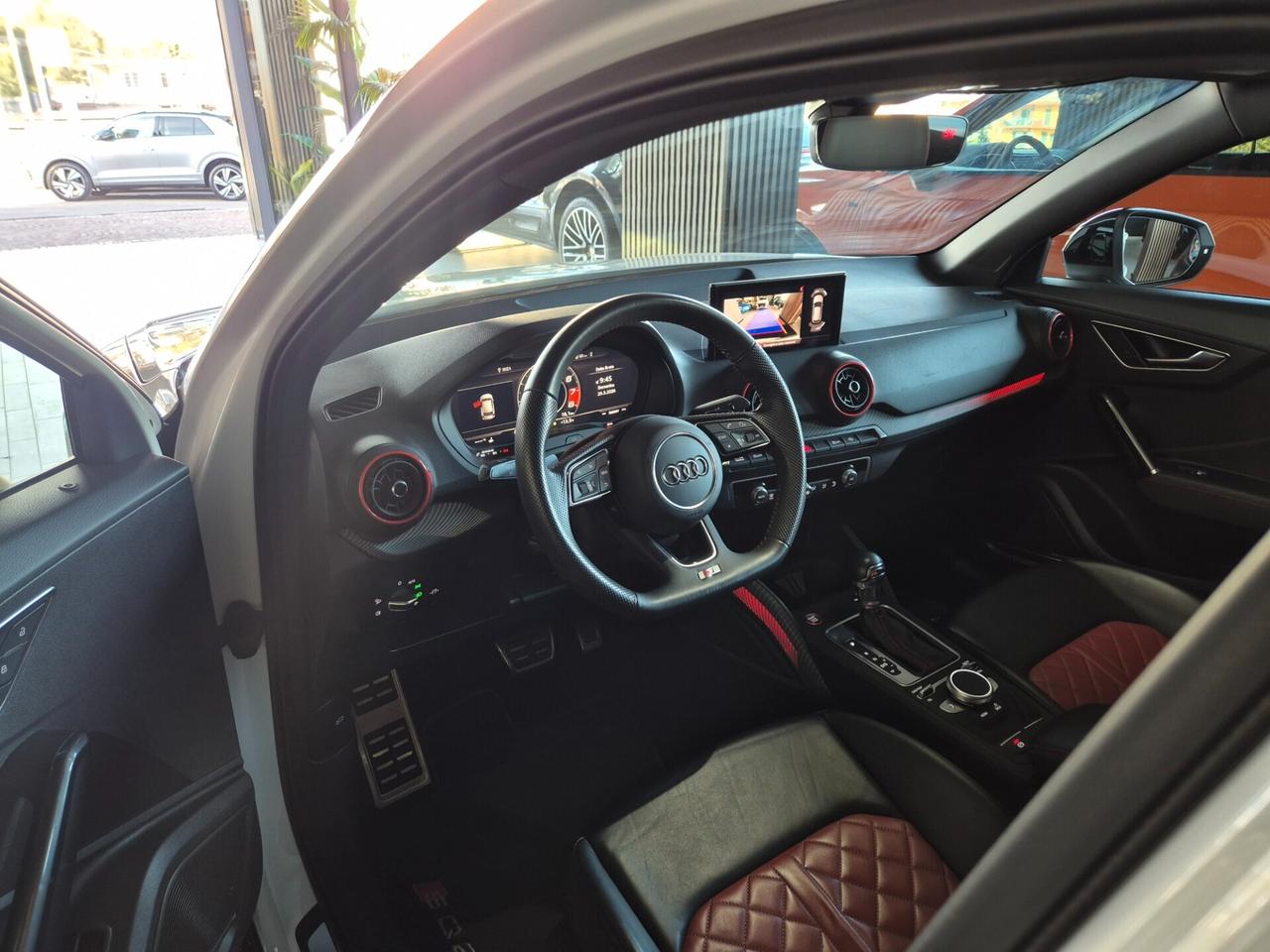Audi Q2 SQ2 TFSI quattro S tronic sport 300 CV
