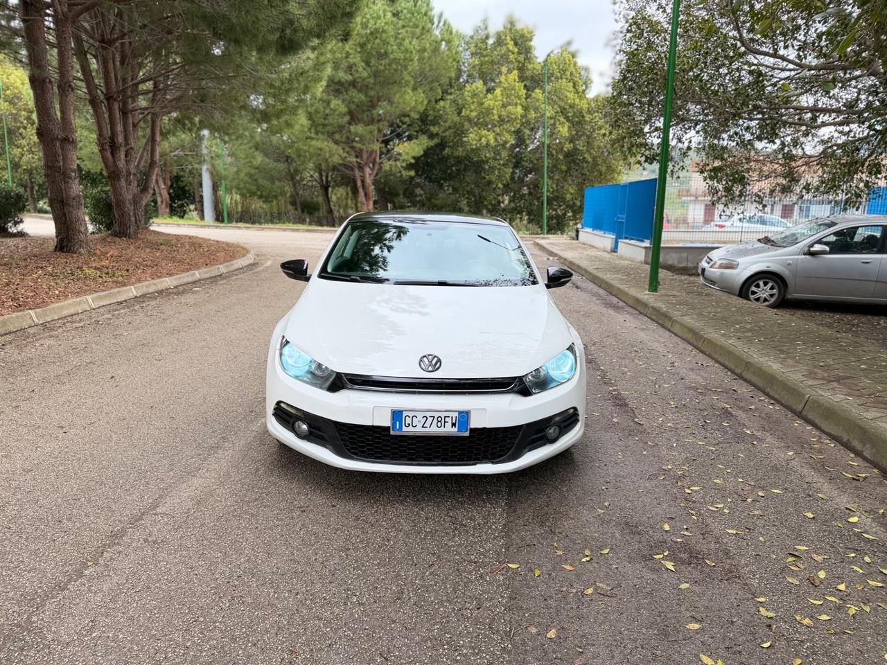 Volkswagen Scirocco 2.0 TDI 140CV DPF