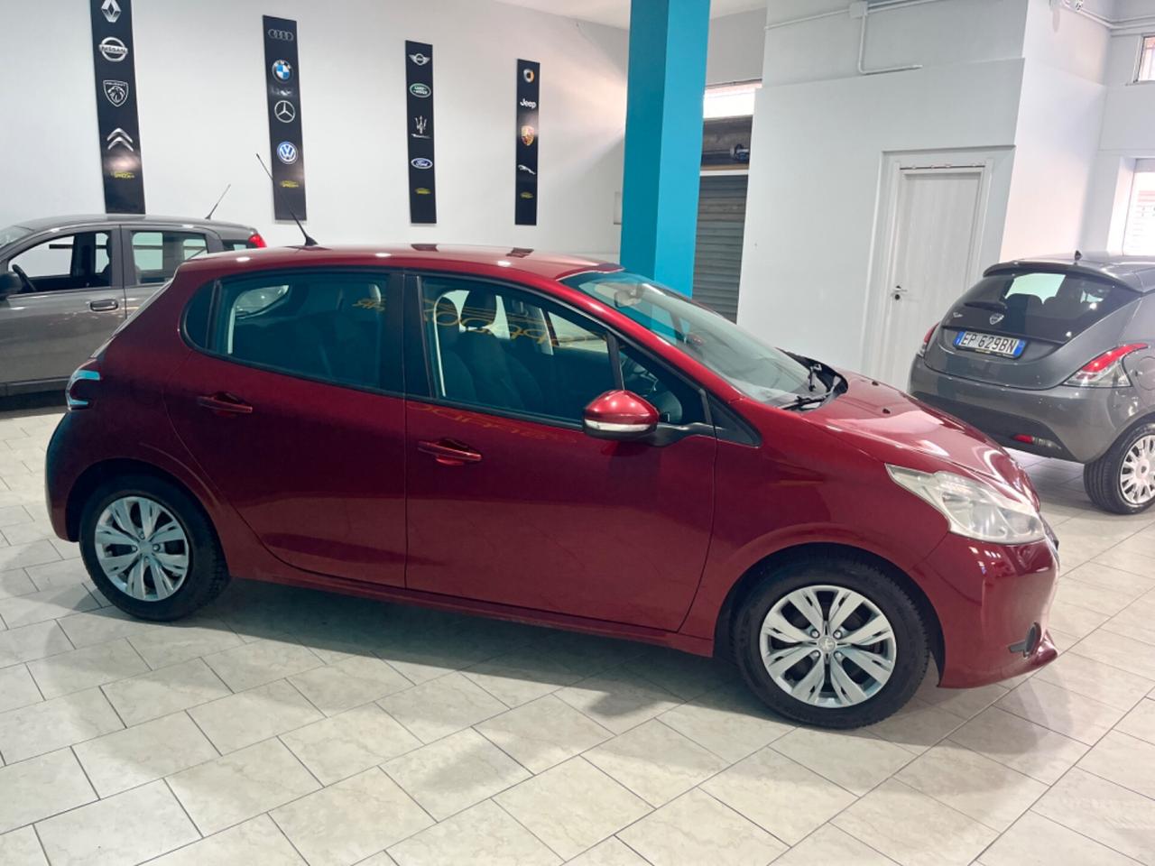 PEUGEOT 208 1.4 DIESEL 68CV *OK NEOPATENTATI
