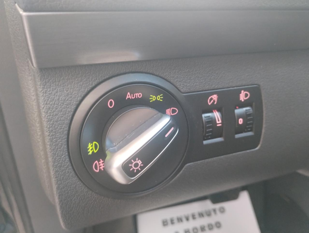 Volkswagen Touran Business 1.6 TDI DSG Comfortline