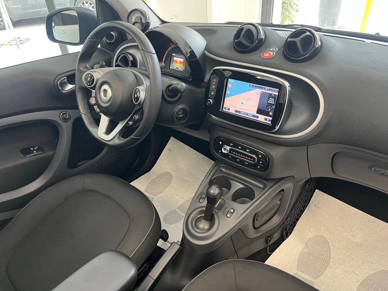 Smart 90cv Turbo cabrio Led/navi IVA ESPOSTA!!