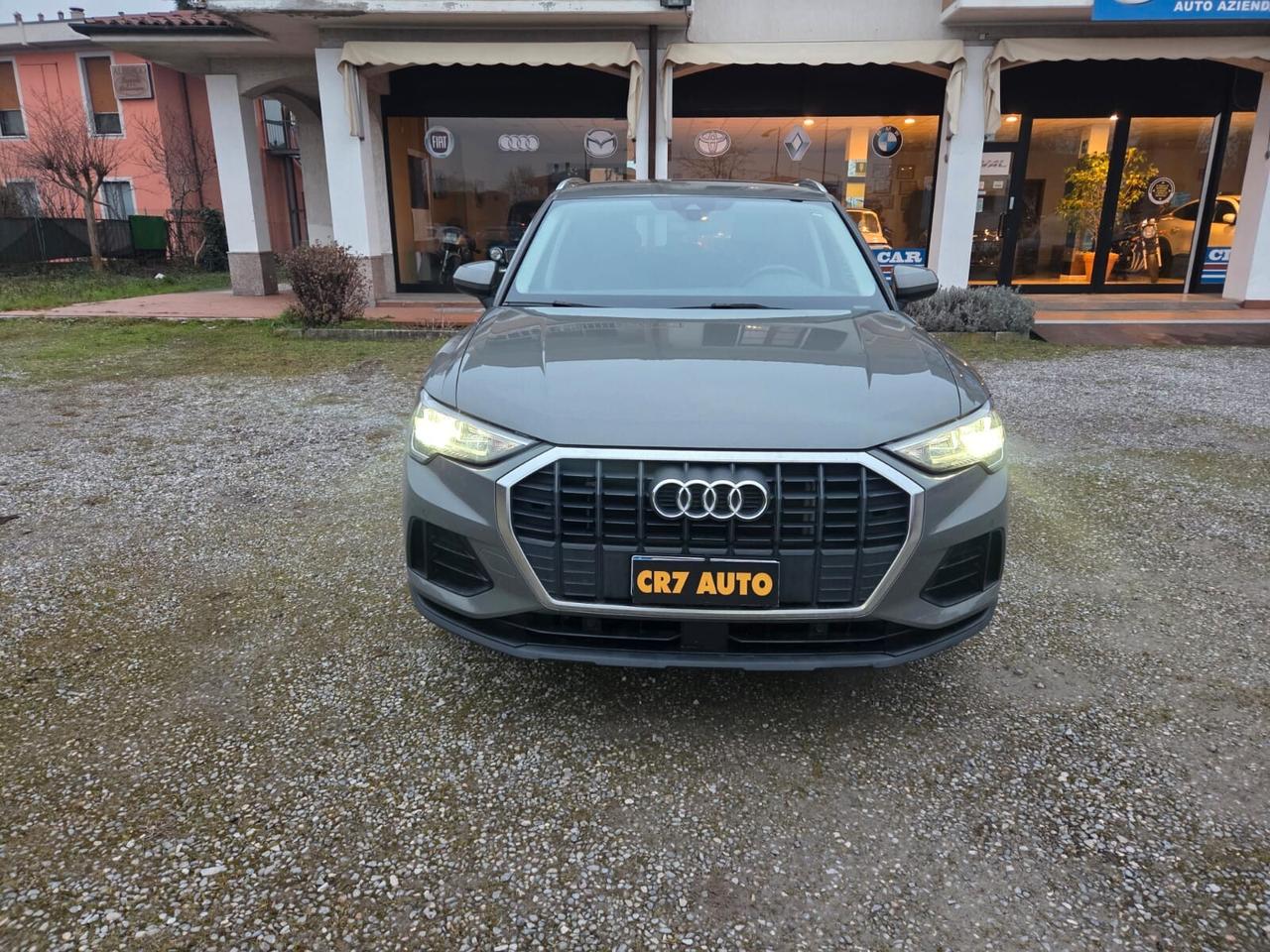 Audi Q3 45 TFSI e S tronic Hybrid