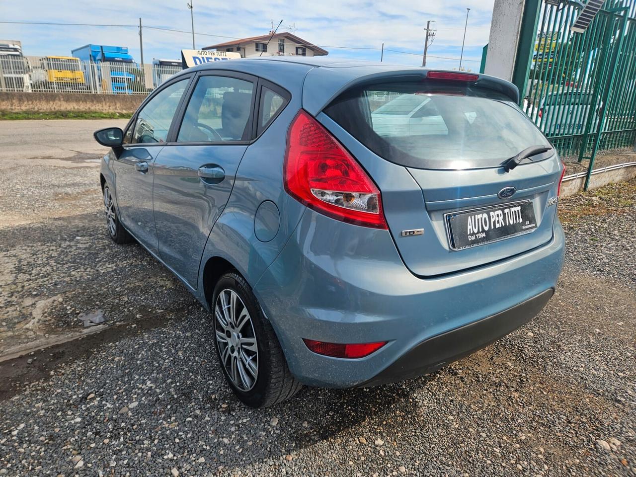 Ford Fiesta 1.4 TDCi 5p. Titanium