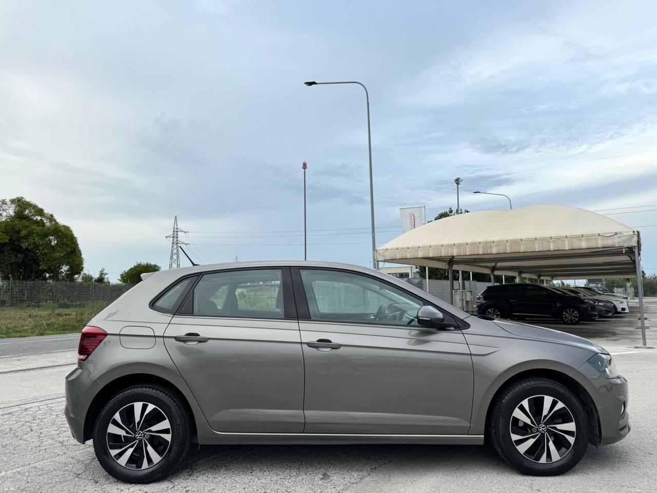 VOLKSWAGEN POLO Comfortline TGI Metano-Carplay