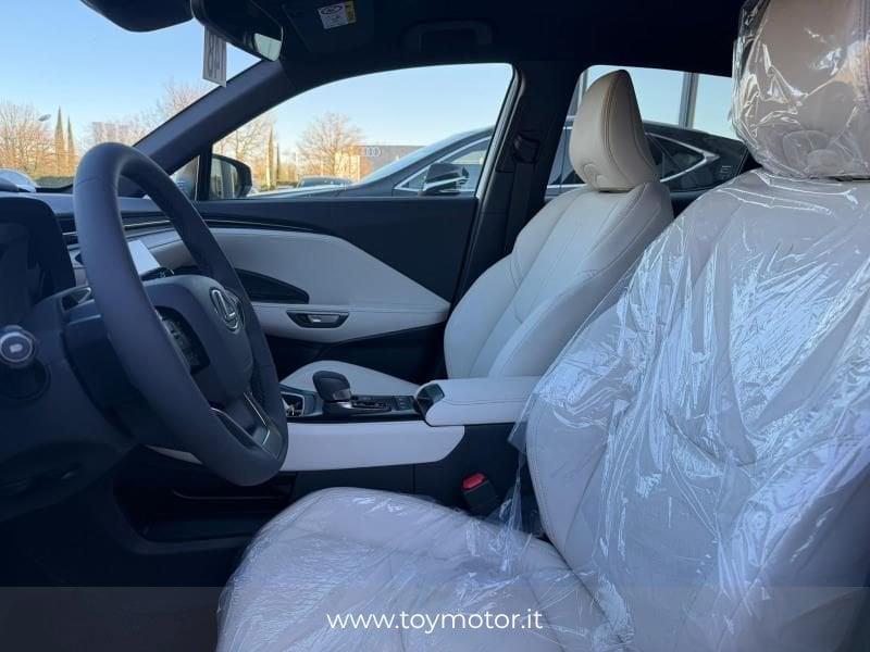 Lexus LBX Hybrid Elegant