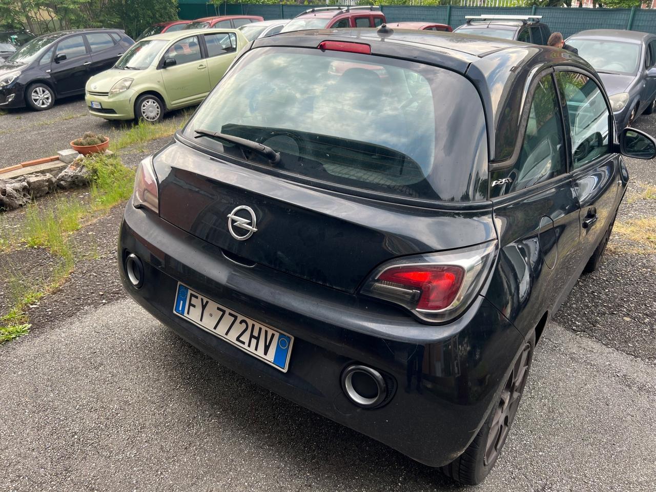 Opel Adam 1.2 70 CV Glam
