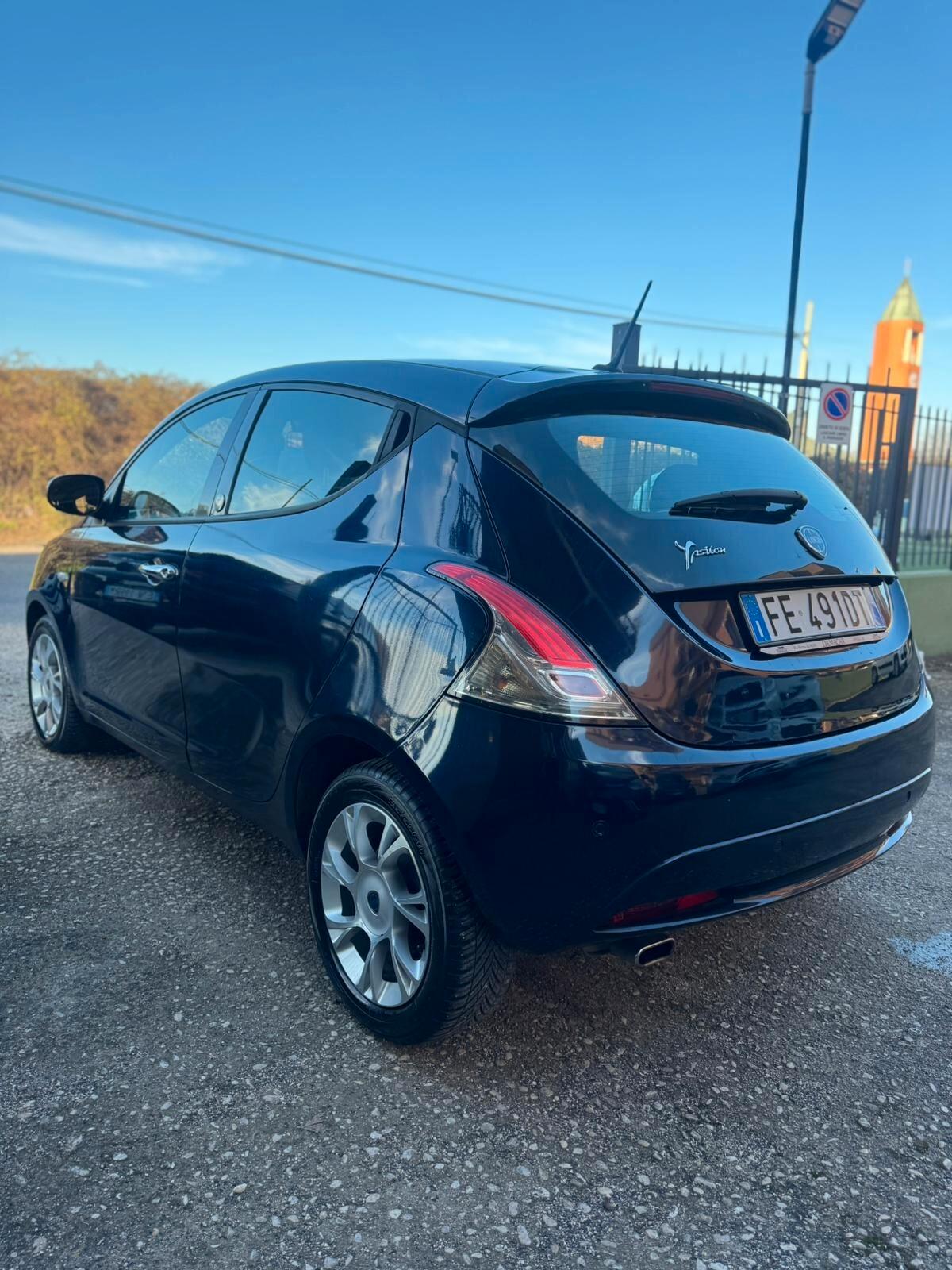LANCIA YPSILON 1.3 MJT 16V 95 CV 5 PORTE S&S PLATINUM FRIZIONE NUOVA EU6!