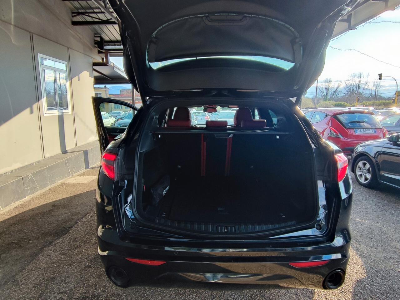 Alfa Romeo Stelvio 2.2 Turbodiesel 210 CV AT8 Q4 Veloce