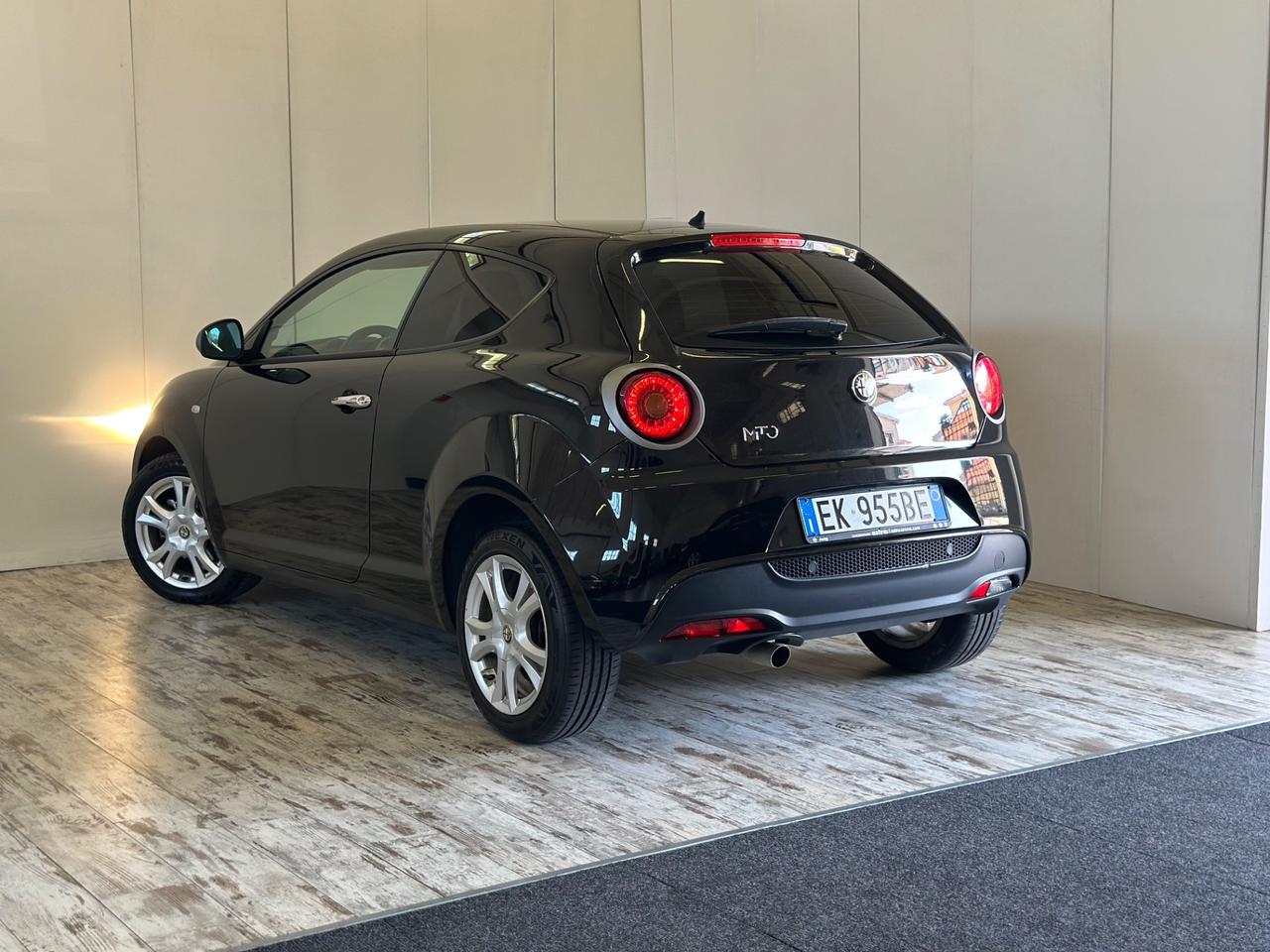 Alfa Romeo MiTo 1.3 JTDm-2 95 CV S&S Distinctive Sport Pack