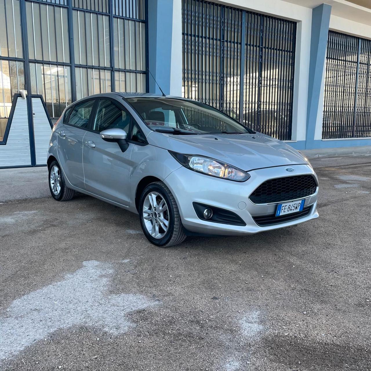 Ford Fiesta 1.5 TDCi 75CV 5 porte Titanium