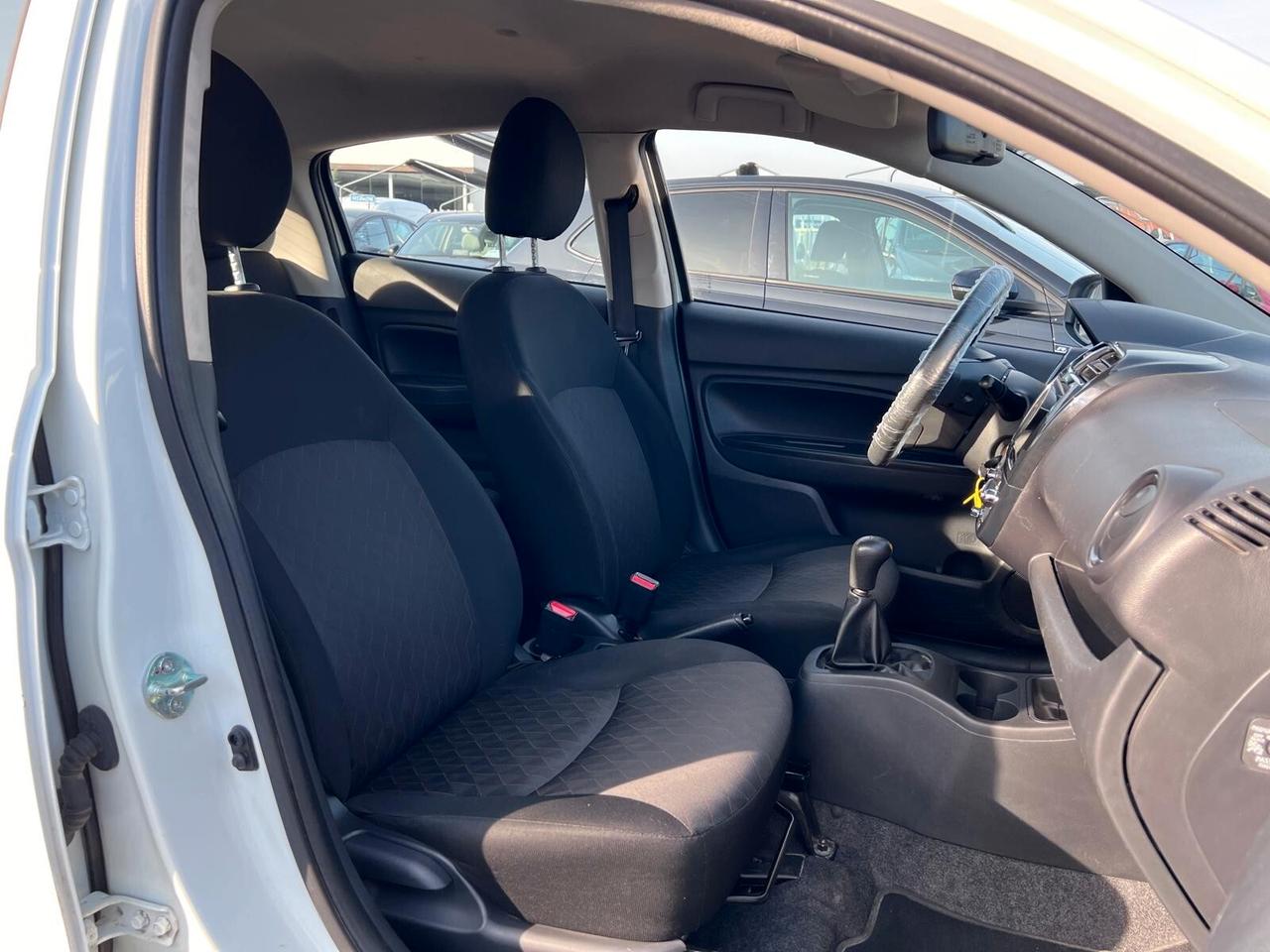 Mitsubishi Space Star 1.0 Intense SDA