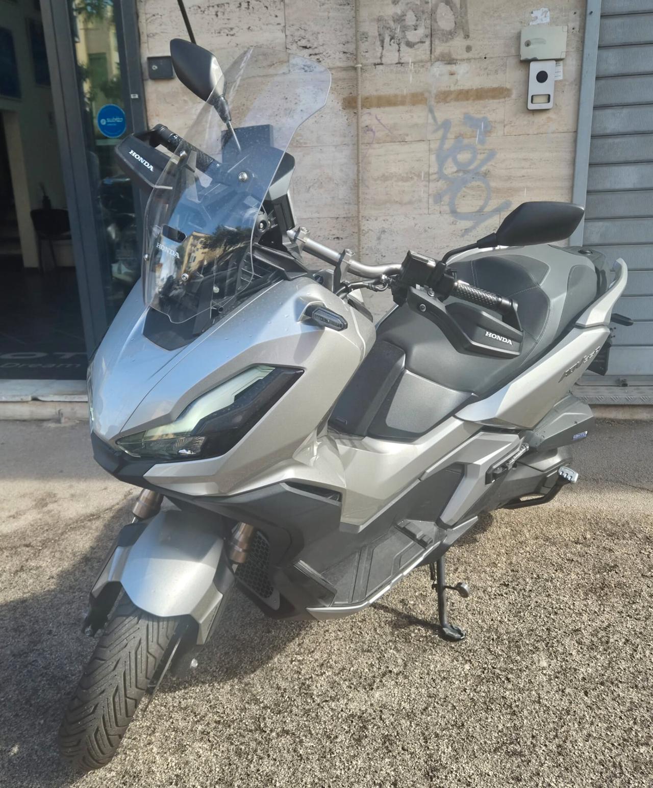 Honda ADV 350